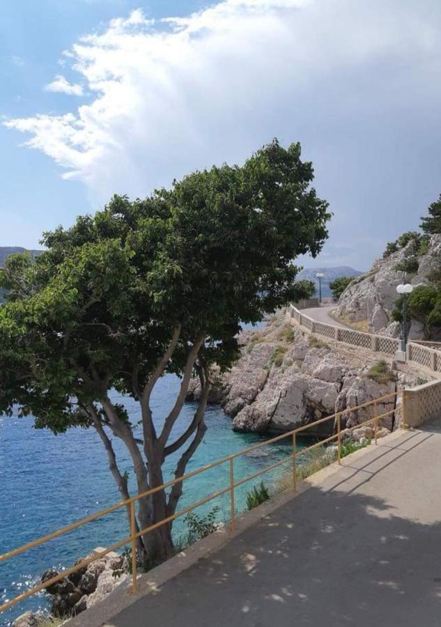 Kricin Sea Apartment Baska  Luaran gambar